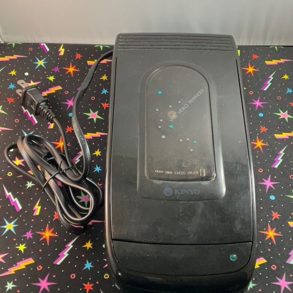 Pre-owned Kinyo VHS rewinder (please see description) - Picture 1 of 8